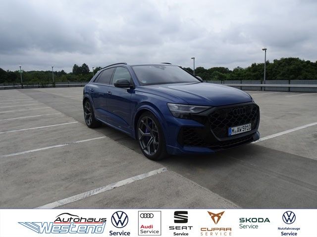 Audi RS Q8 4.0l FSI 471kW performance qu. 305km/h Nav