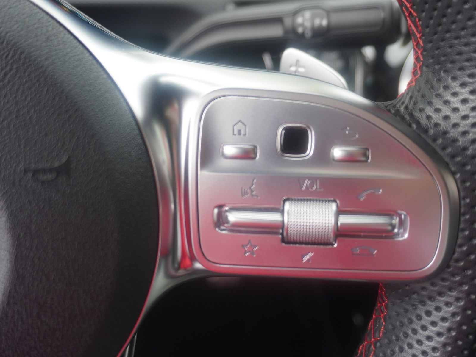 Mercedes-Benz CLA 35 AMG SB 4Matic - Samsaru's Car Outlet