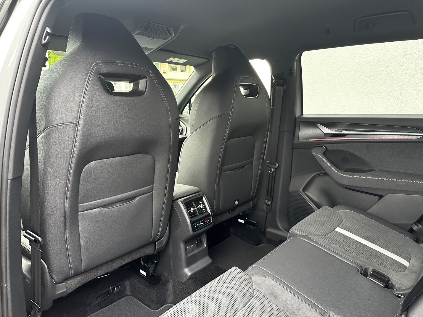 Skoda Kodiaq II 1.5 TSI iV DSG Sportline DCC AHK Matri