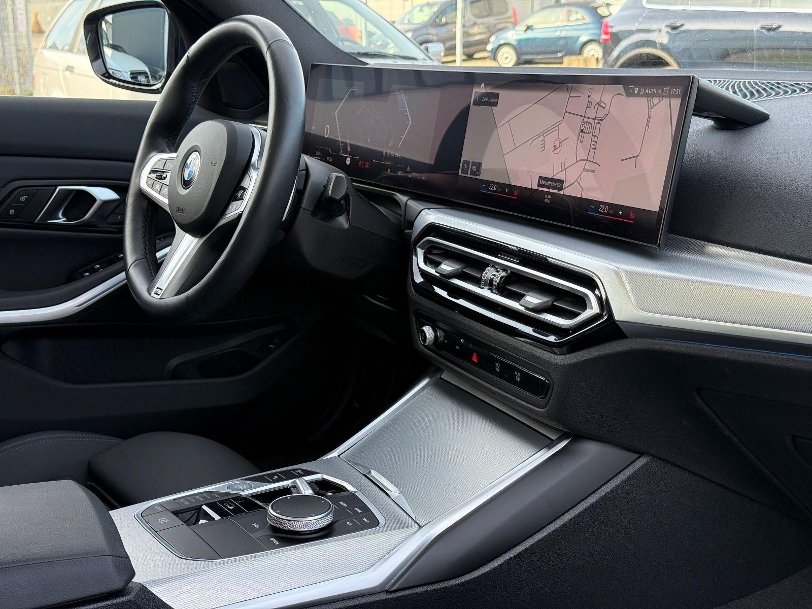 BMW 320 d xDrive M-SPORT - Samsaru's Car Outlet