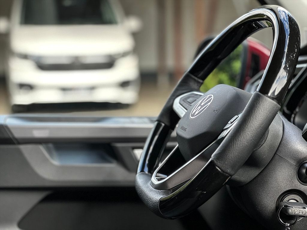 Volkswagen T6.1 Highline DSG 4MOTION - Samsaru's Car Outlet