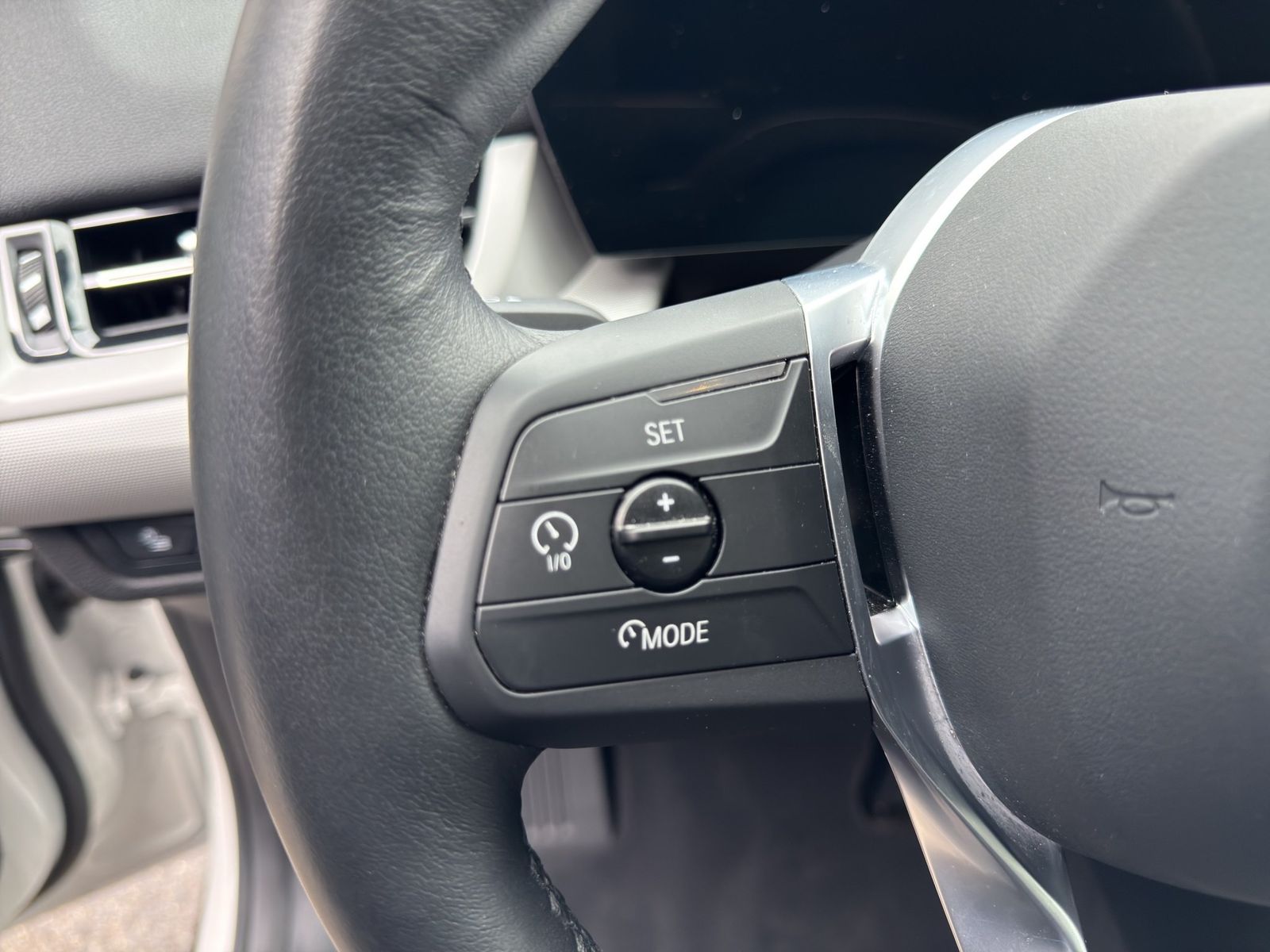 BMW X1 xDrive23i - Samsaru's Car Outlet