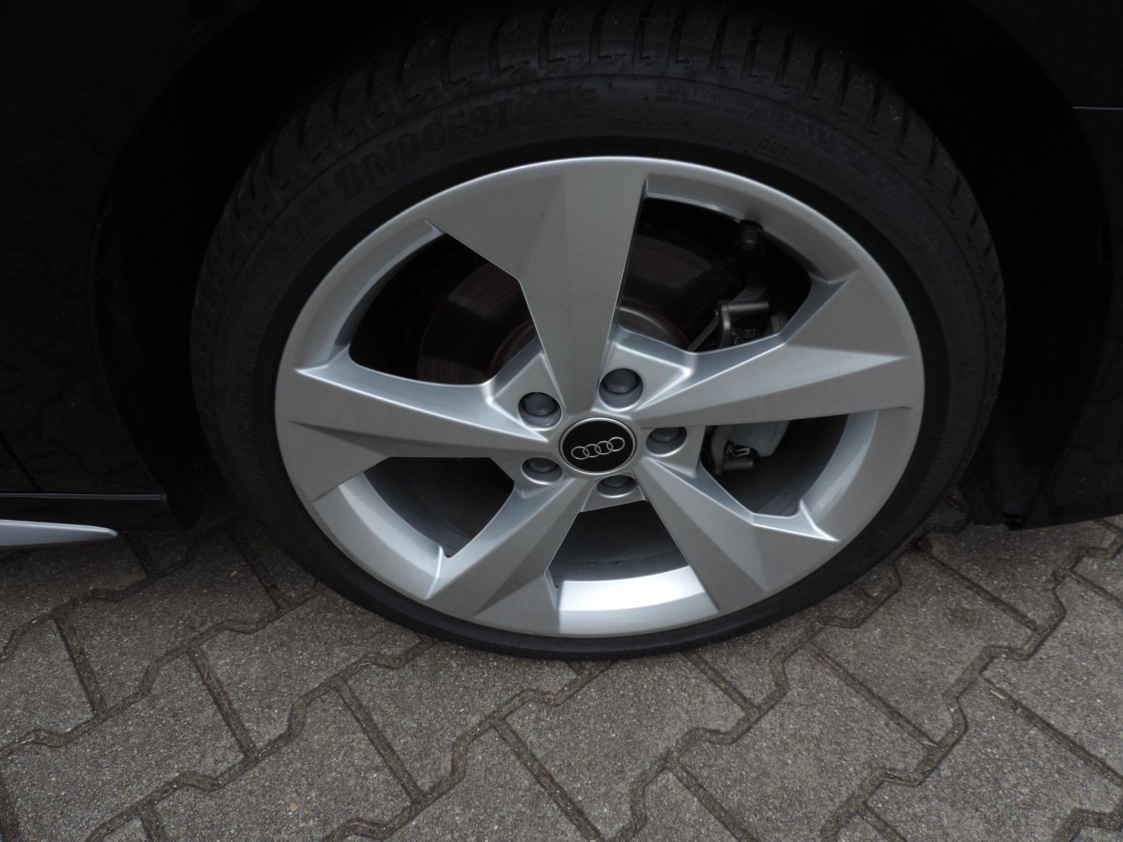 Audi A3 Limousine 40 TFSI quattro S line - Samsaru's Car Outlet