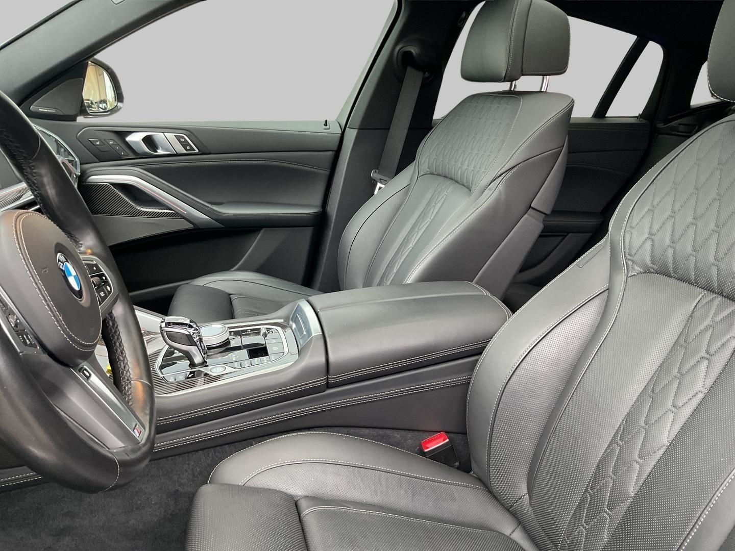 BMW X6 xDrive 40d M Sportpaket AHK HUD Pano Luftfede
