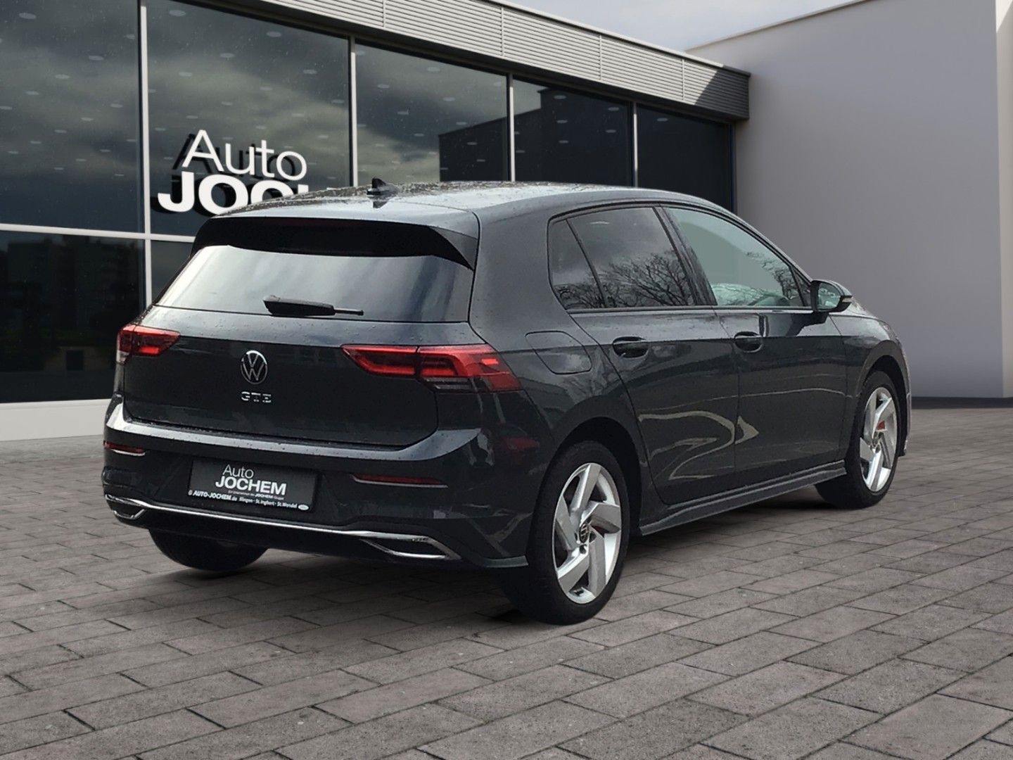 Volkswagen Golf VIII GTE - Samsaru's Car Outlet