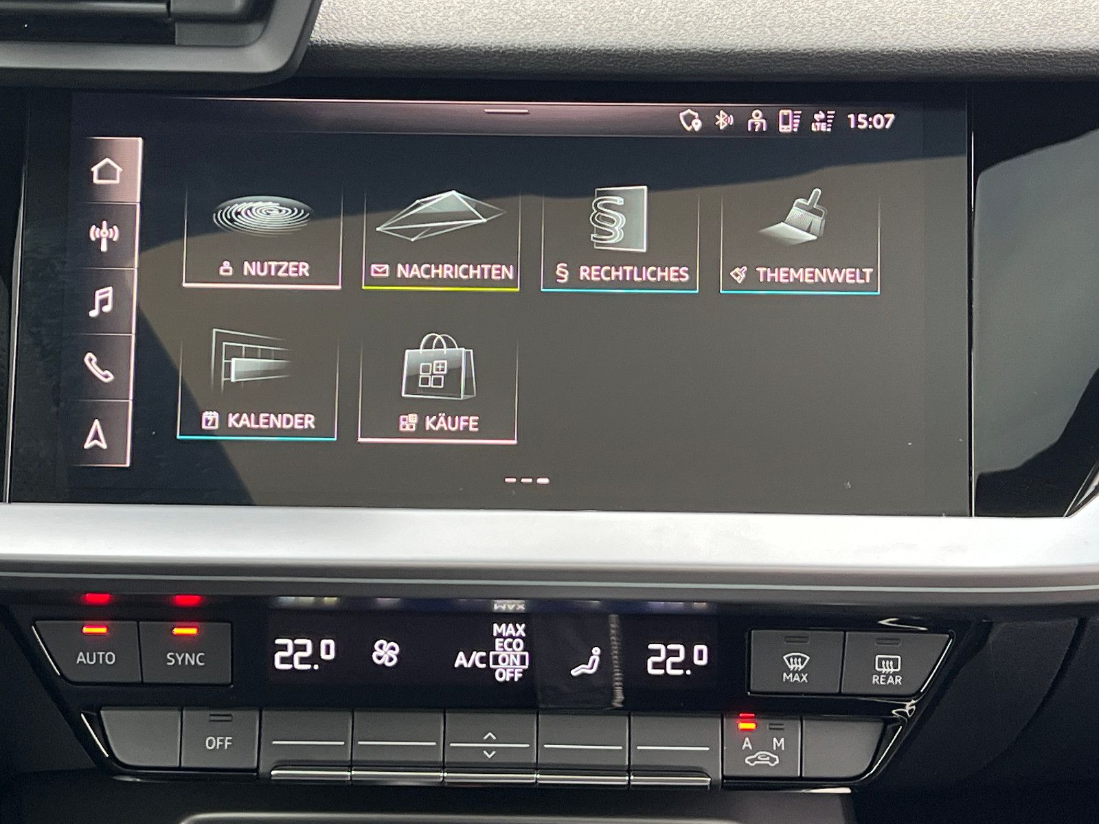 Audi A3 Lim. 3X S-LINE BLACK EDITION PANO HUD CARBON