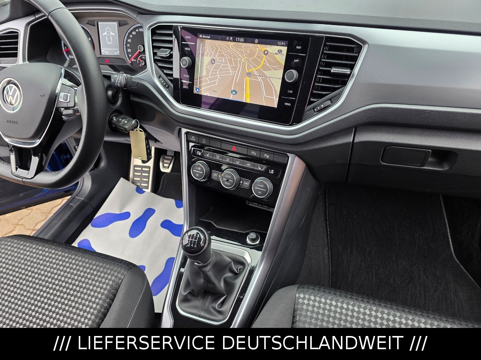 Volkswagen T-Roc 1.5 Active - Samsaru's Car Outlet