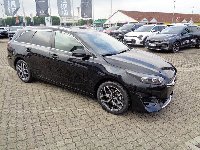 Kia Ceed SW 1.6 Plug-in Hybrid Platinum - Samsaru's Car Outlet