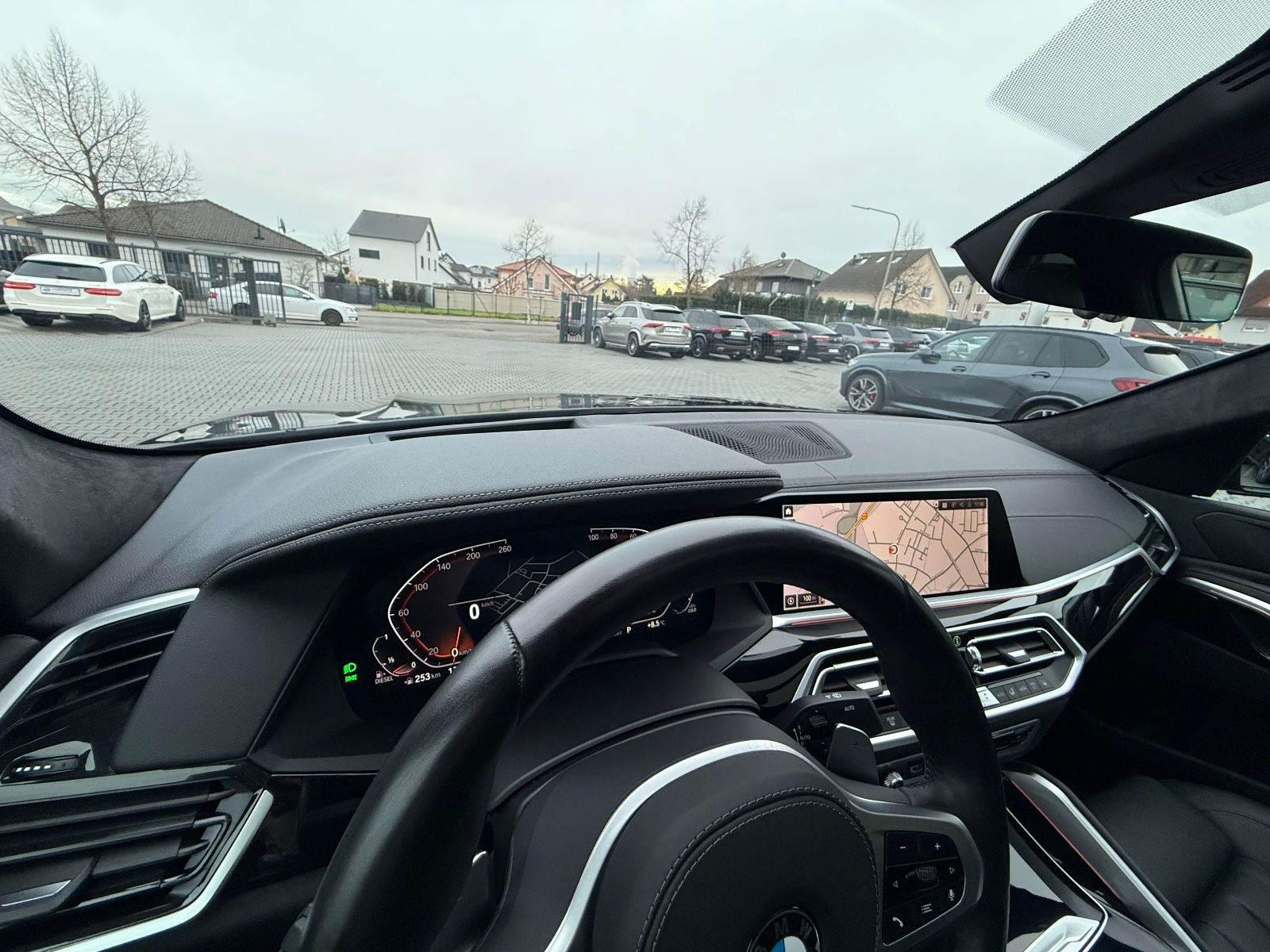 BMW X6*40xd*MSPORT*INDIVIDUAL*360°ACC*HUD*SKYLONUNGE