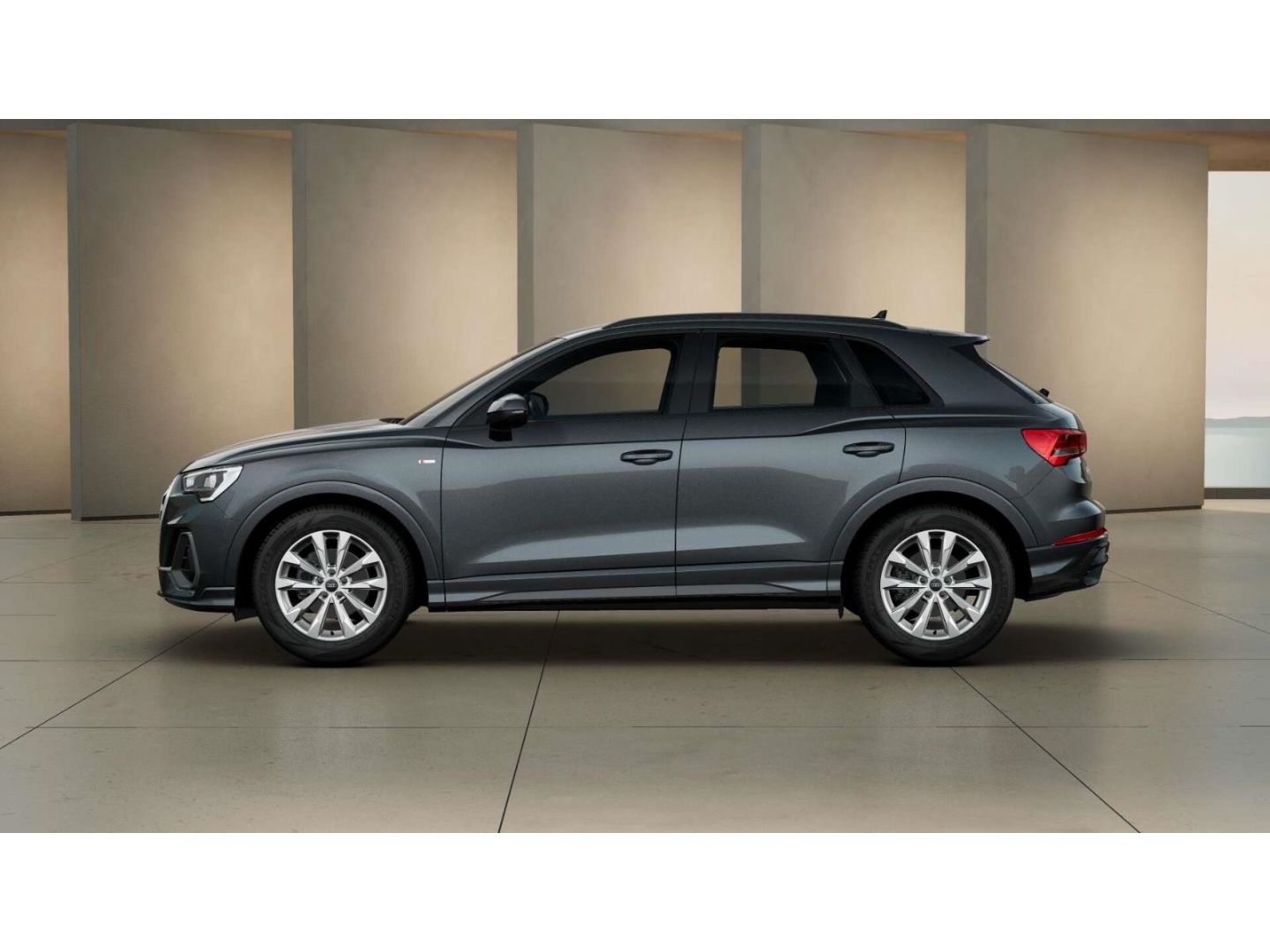 Audi Q3 35 TDI quattro S line - Samsaru's Car Outlet