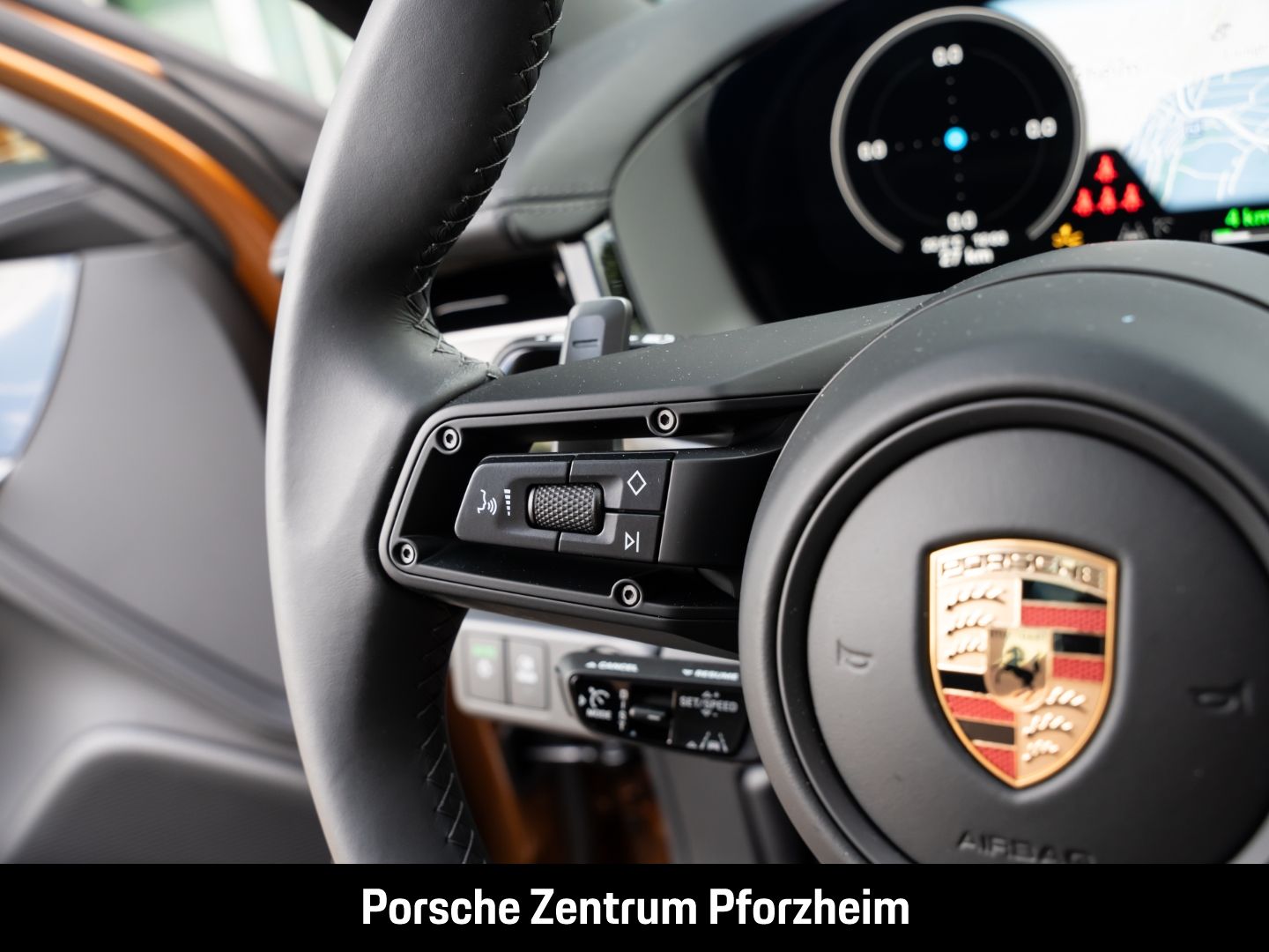 Porsche Panamera 4 E-Hybrid SportDesign Paket HD-Matrix