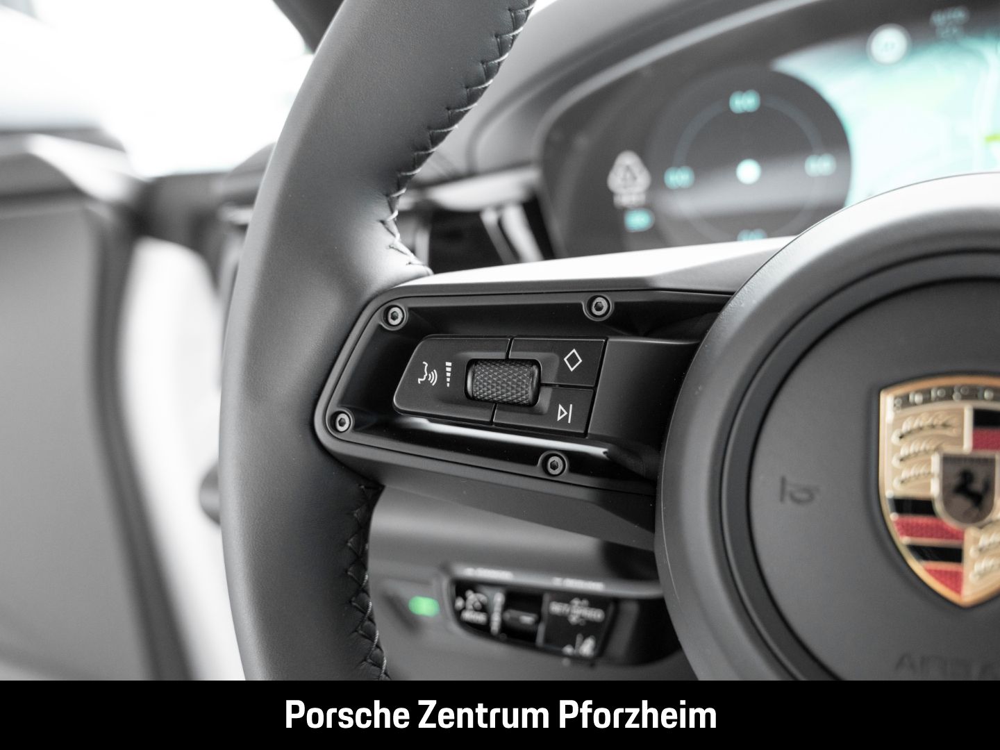 Porsche Macan 4S InnoDrive Surround-View LED-Matrix