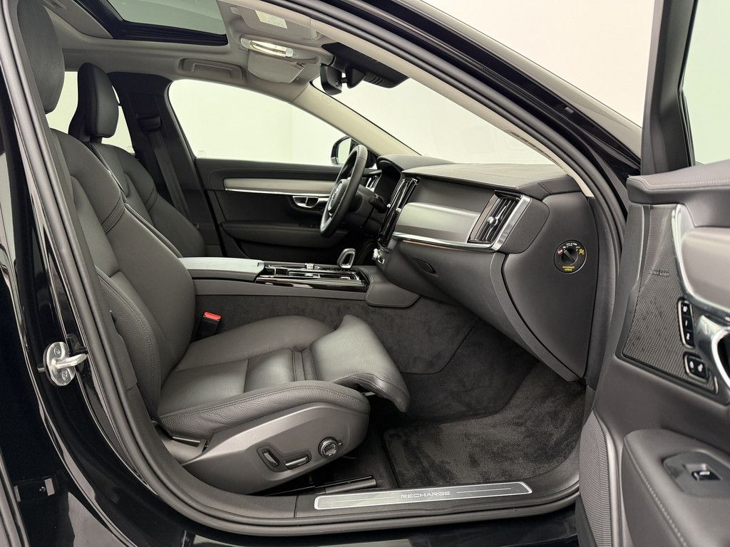 Volvo S90 T8 Ultimate Dark Plug-In Hybrid AWD