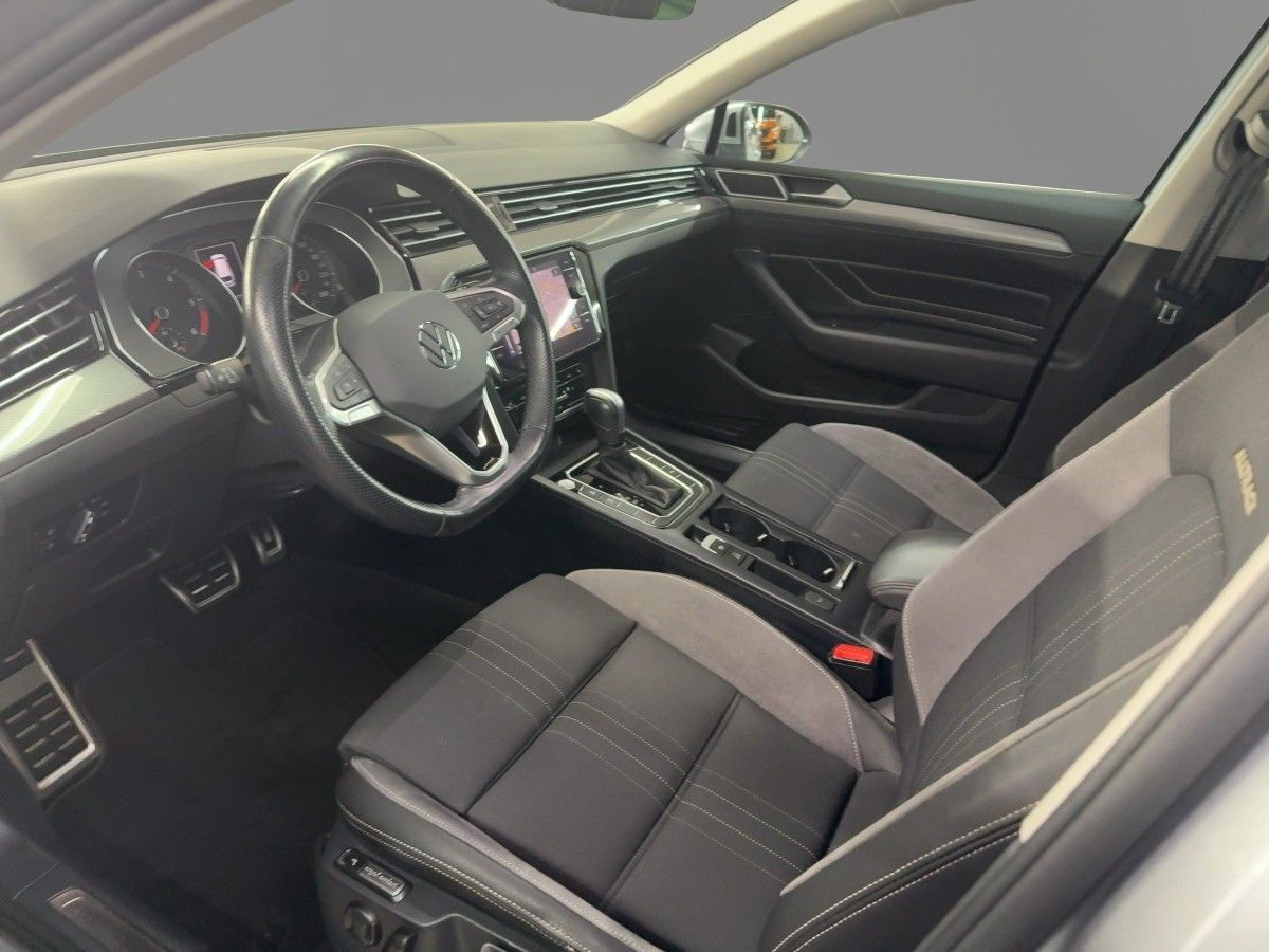 Volkswagen Passat Alltrack 2.0 TDI DSG 4M IQ AHK NAVI R-KAM