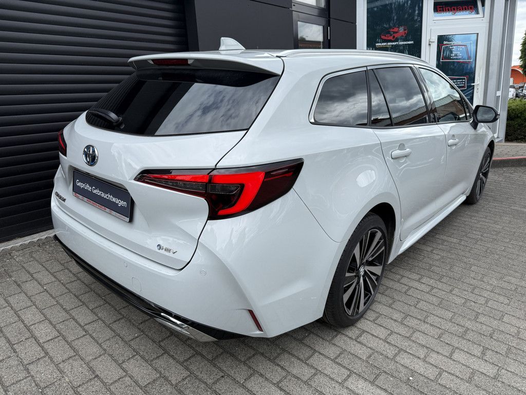 Toyota Corolla Touring Sports 1.8 Hybrid Teamplayer LED