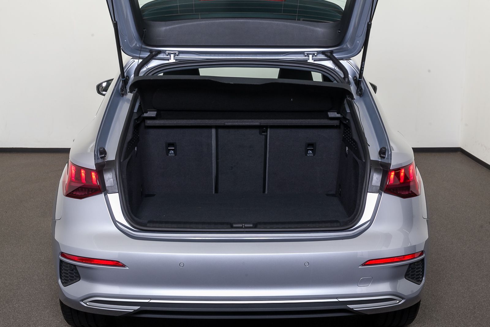 Audi A3 Sportback advanced 35 TFSI S tr. LED PANO RFK