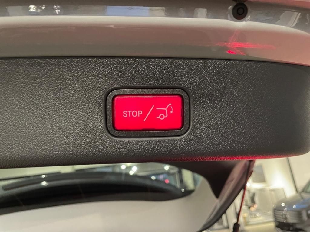 Mercedes-Benz GLC 300 e 4M AHK ACC Pano Sitzklima 360° Massage