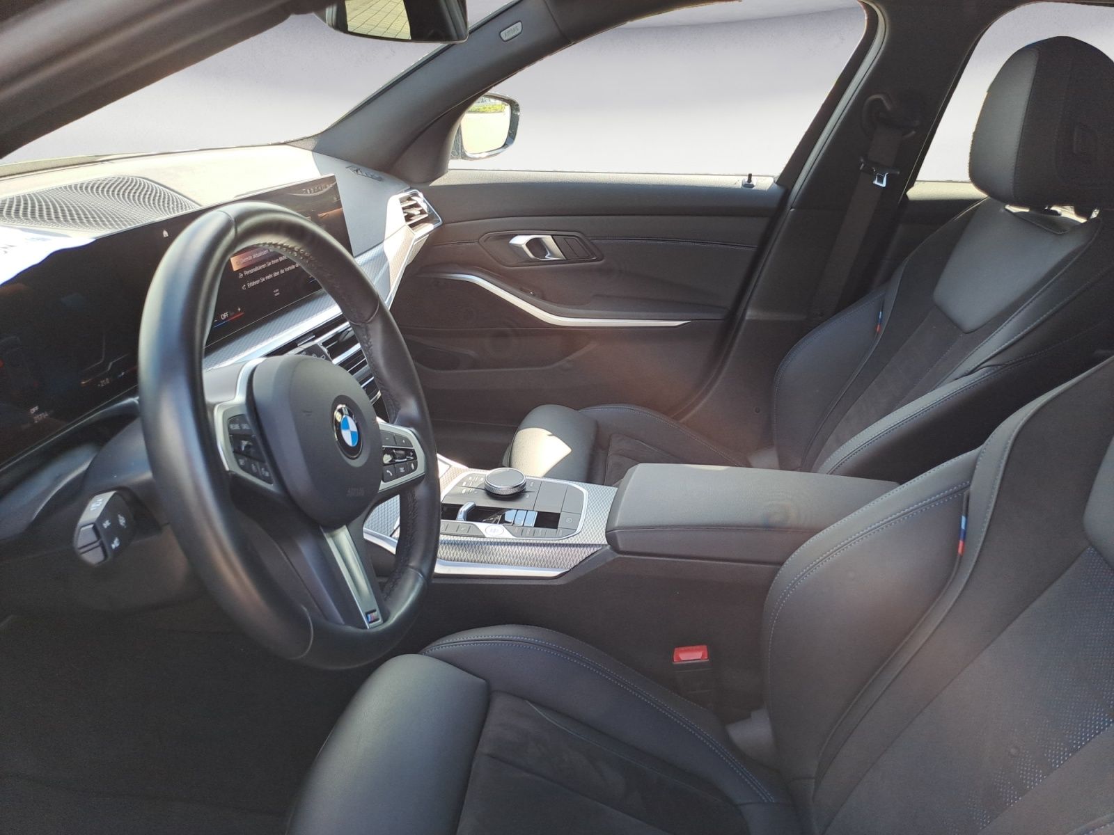 BMW 320d Touring M Sport Shadow - Samsaru's Car Outlet