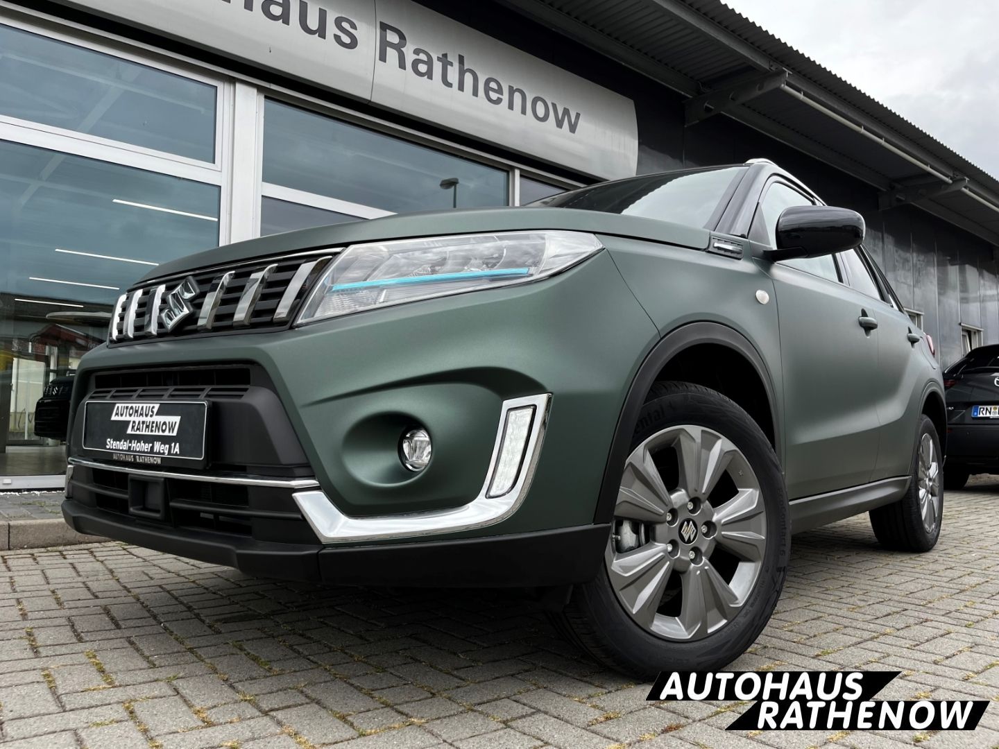Suzuki Vitara 1.5 Hybrid Comfort 4x4 Allrad - Samsaru's Car Outlet