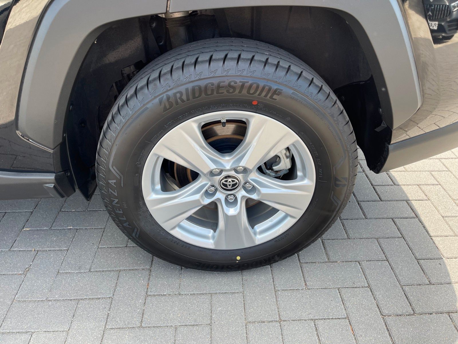 Toyota RAV 4 RAV4 Hybrid 4x2 Business Edition - Samsaru's Car Outlet