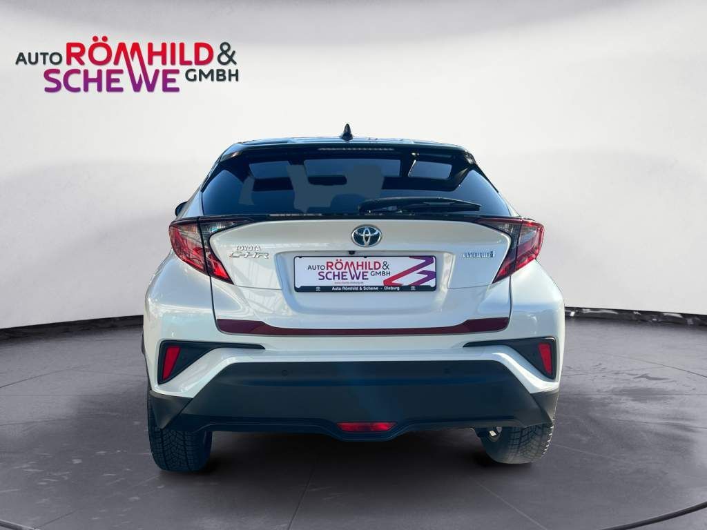 Toyota C-HR Hybrid Style - Samsaru's Car Outlet