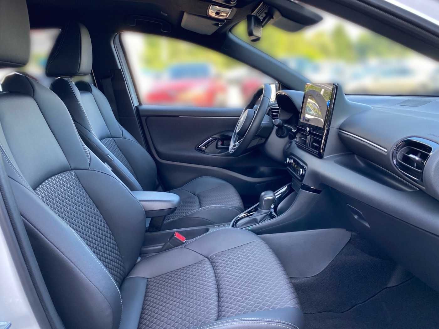 Toyota Yaris 1.5 Hybrid Style LED KLIMA KAMERA BT