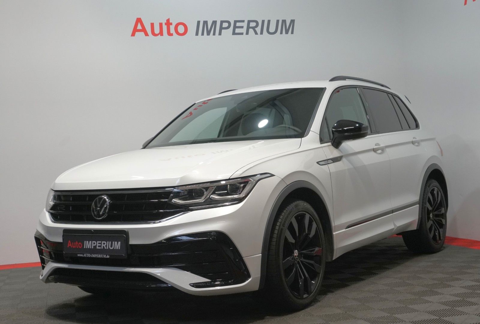 Volkswagen Tiguan R-Line 4Motion 2.0TDI*BlackStyle*IQ.Light