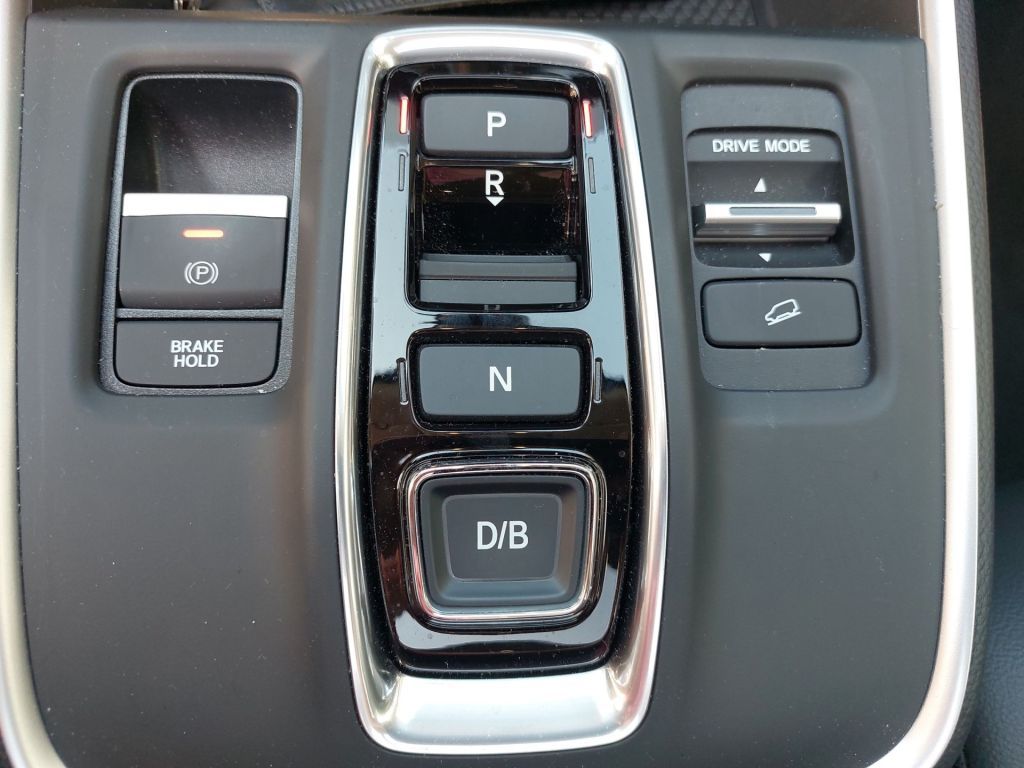Honda CR-V e:HEV 2.0 i-MMD Hybrid AWD Advance sofort S