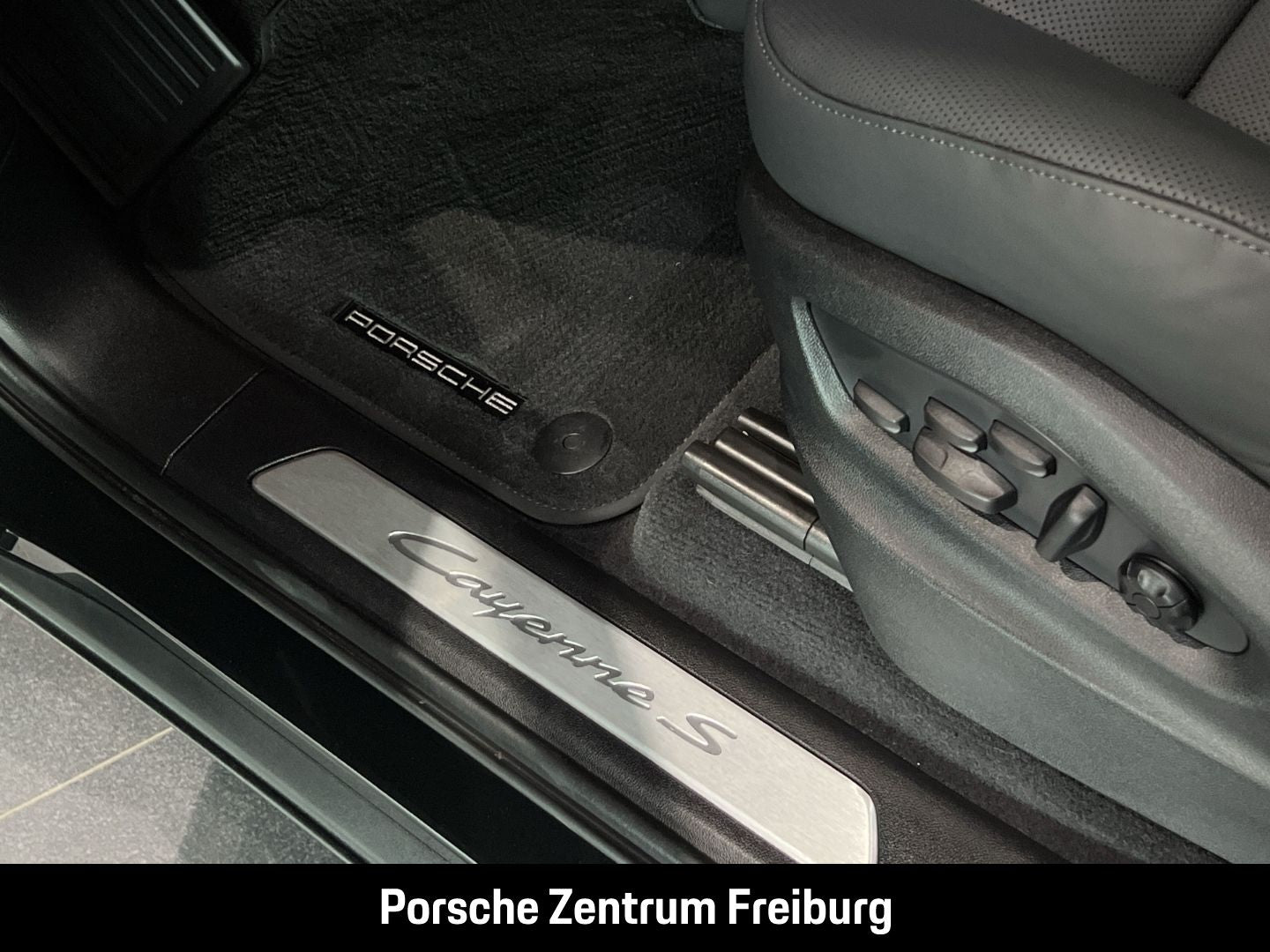 Porsche Cayenne S E-Hybrid InnoDrive Head-Up PDCC BOSE