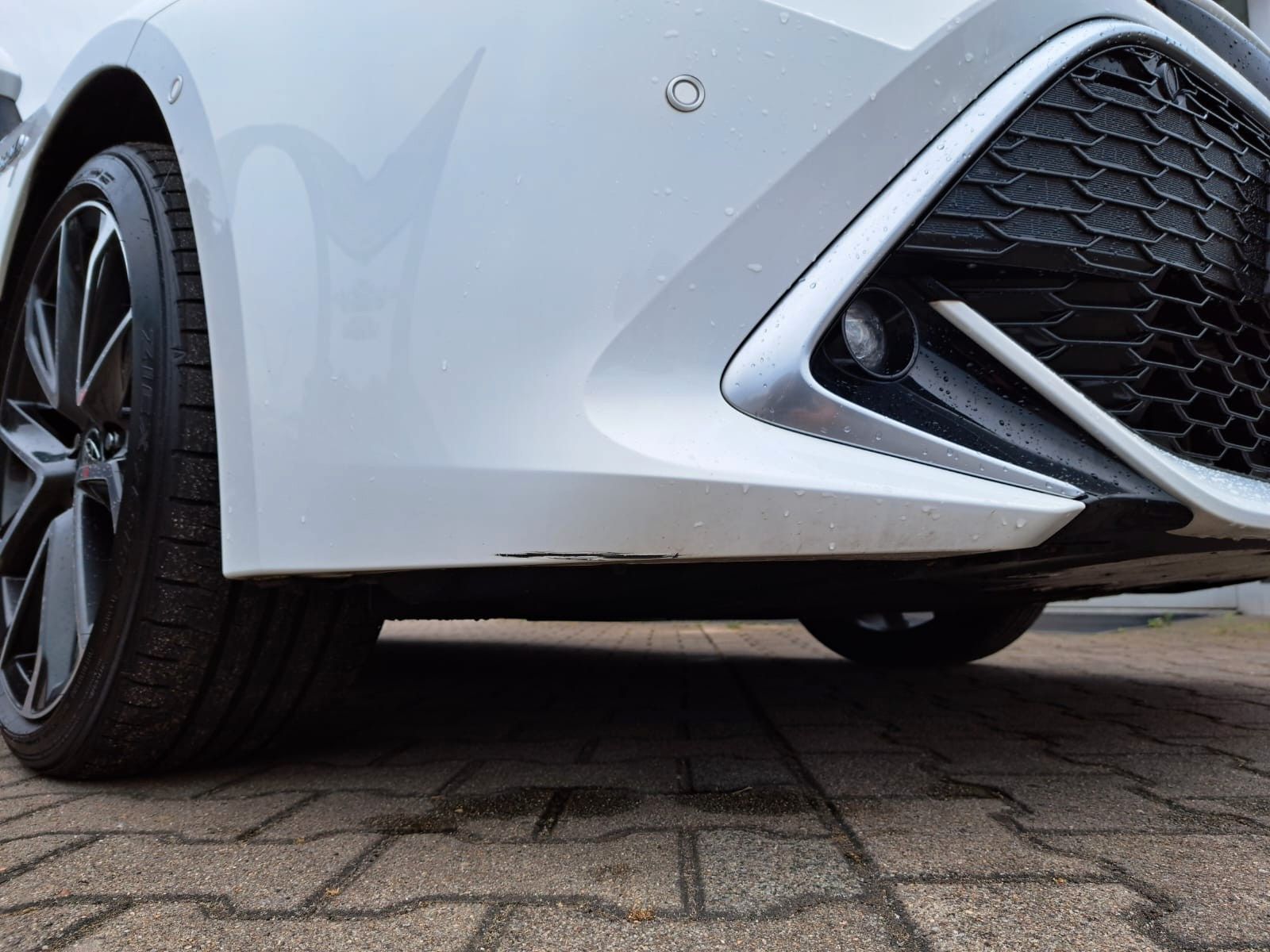Toyota Corolla Touring Sports Hybrid Lounge - Samsaru's Car Outlet