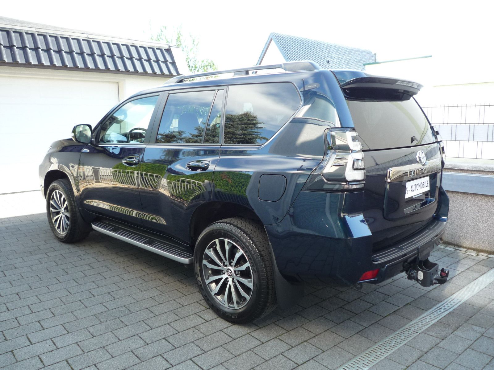 Toyota Land Cruiser TEC-Edition/360*/ACC/AHK/STHZ/LED