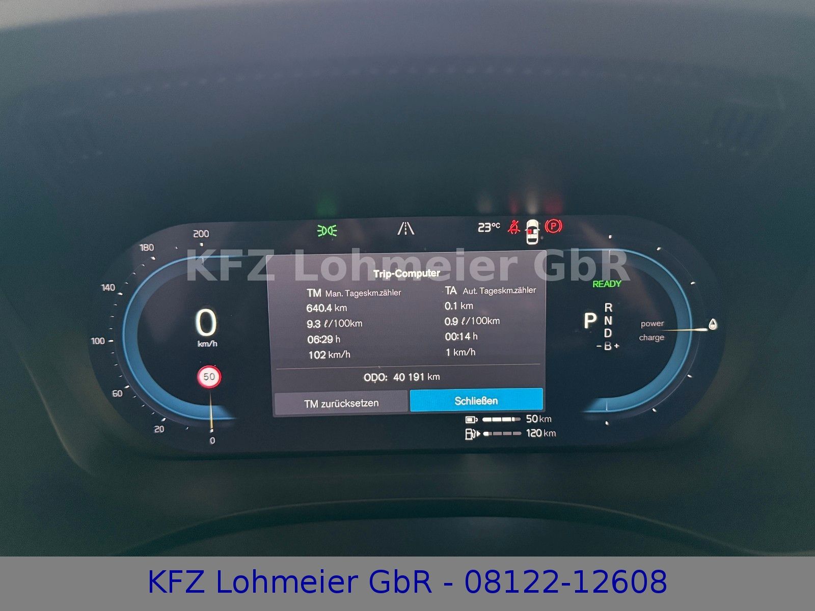 Volvo XC60 R Design Recharge Plug-In Hybrid AWD *Voll*