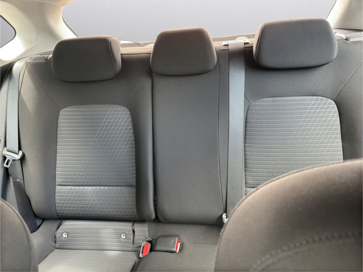 Hyundai i20 1.0 T-GDI Automatik - Samsaru's Car Outlet