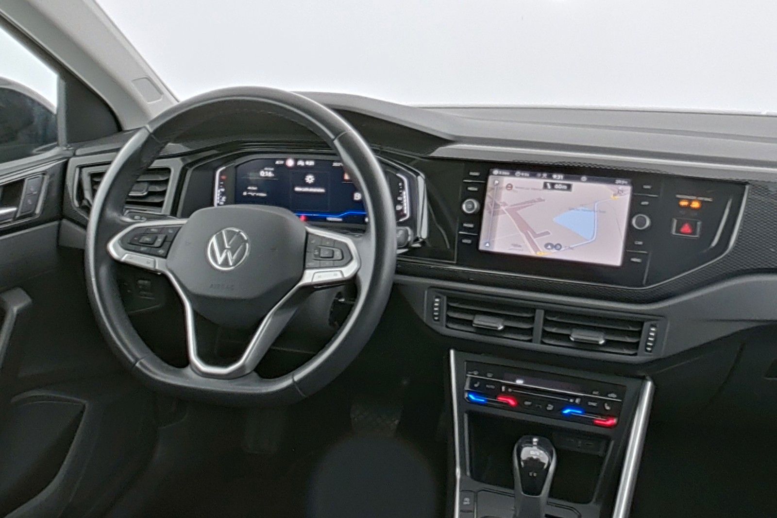 Volkswagen Taigo 1.0 TSI Life - Samsaru's Car Outlet