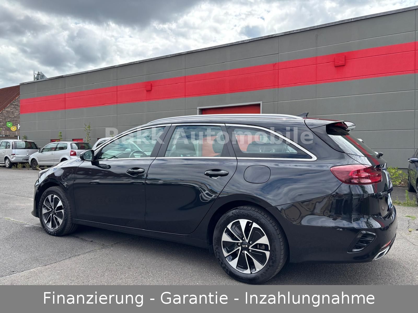 Kia cee'd Sportswagon Plug-in - Samsaru's Car Outlet