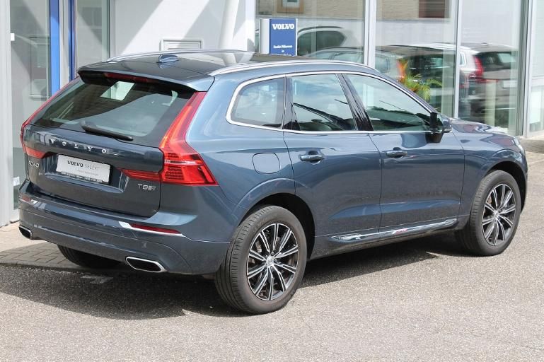 Volvo XC60 T8 Inscription  4C-ACC-StHzg-Massage-AHK
