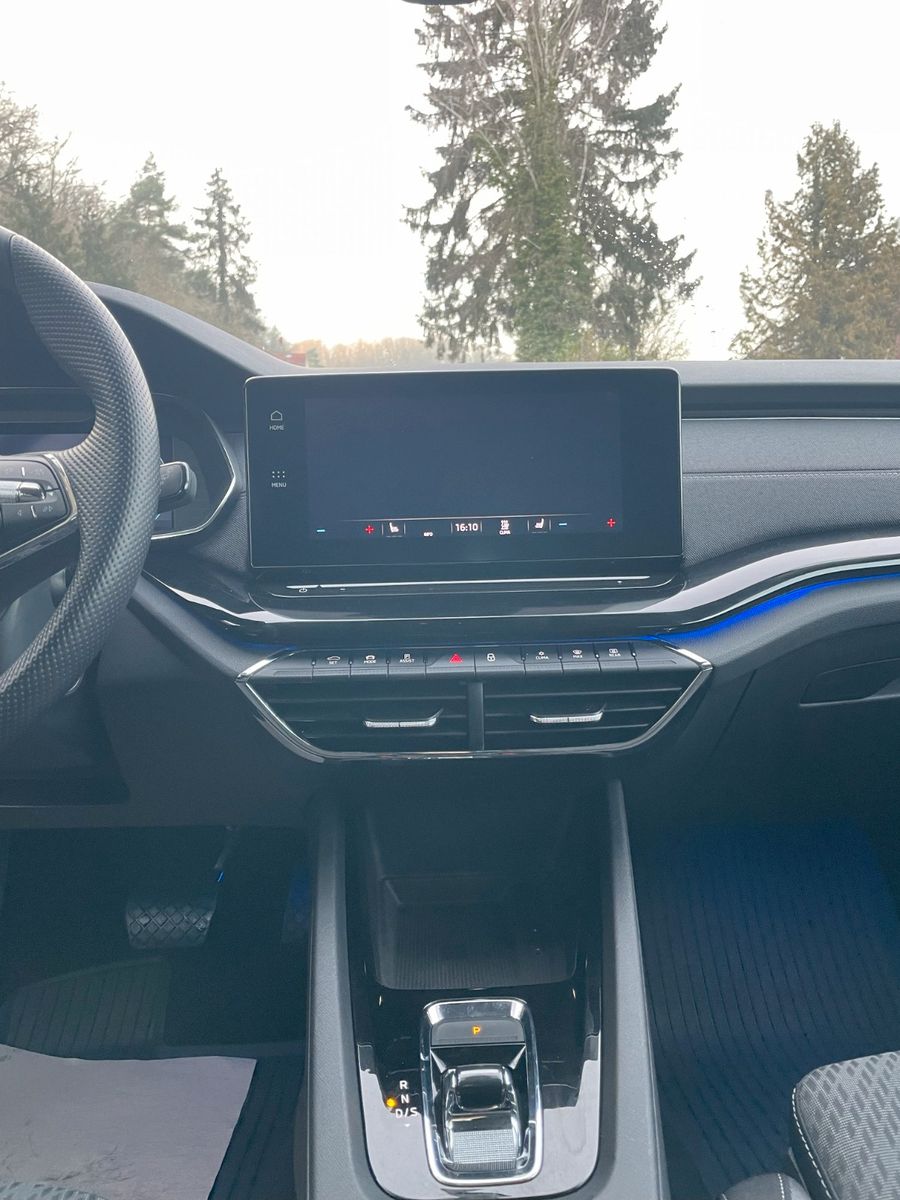 Skoda Octavia Combi Style iV - Samsaru's Car Outlet