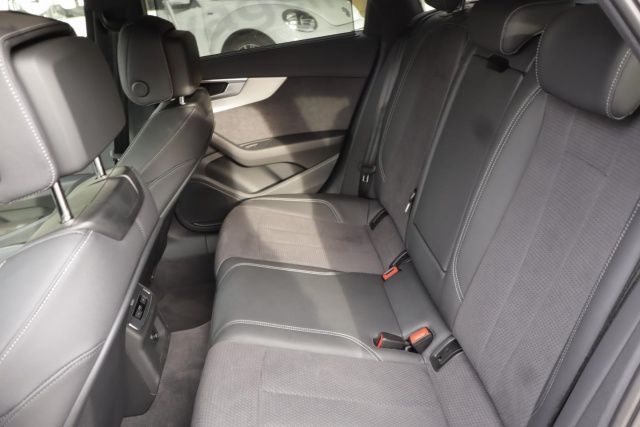 Audi A4 Avant 2.0 TDI quattro S line - Samsaru's Car Outlet