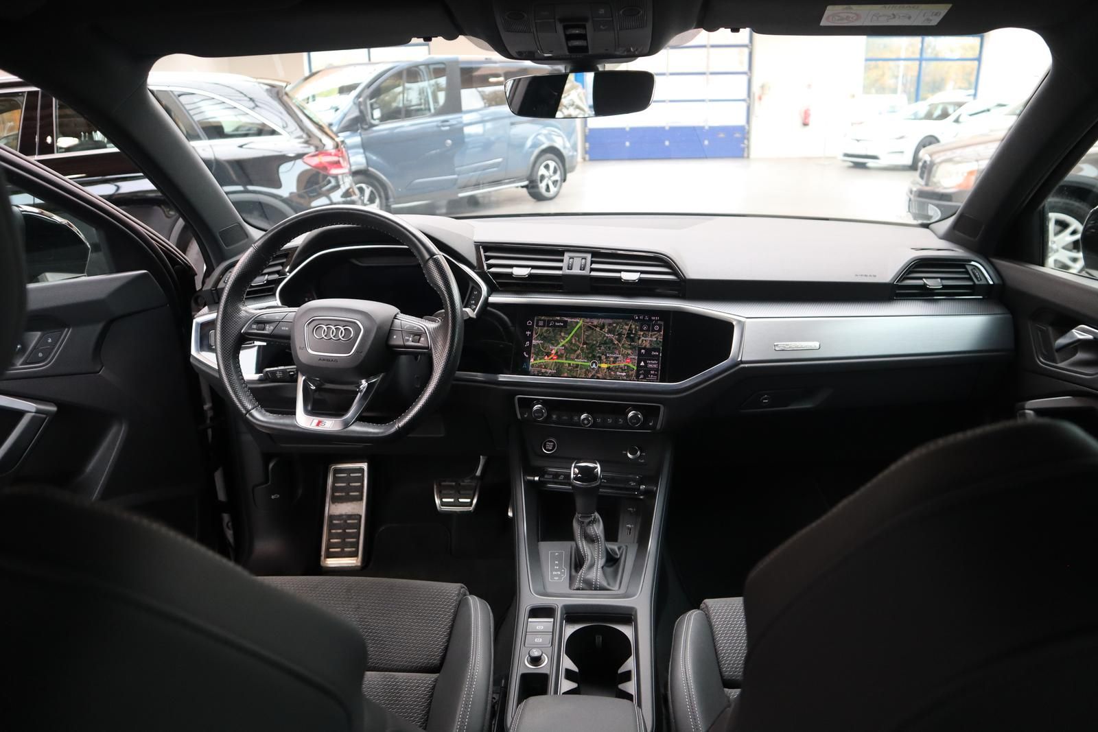 Audi Q3 40 TDI quattro S tronic S line Pano/RFK/LED/A
