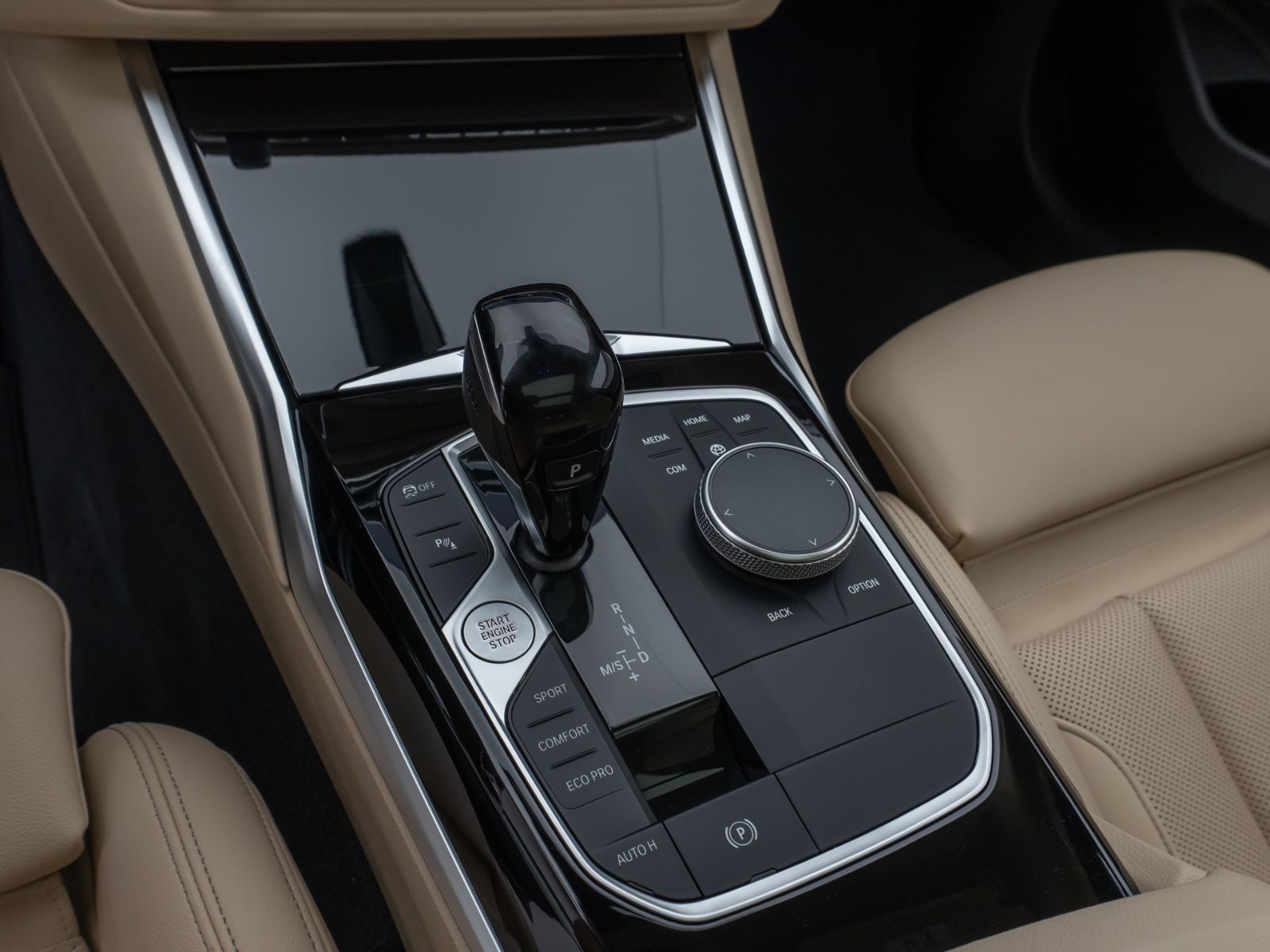 BMW 320d xD Luxury Line - Samsaru's Car Outlet
