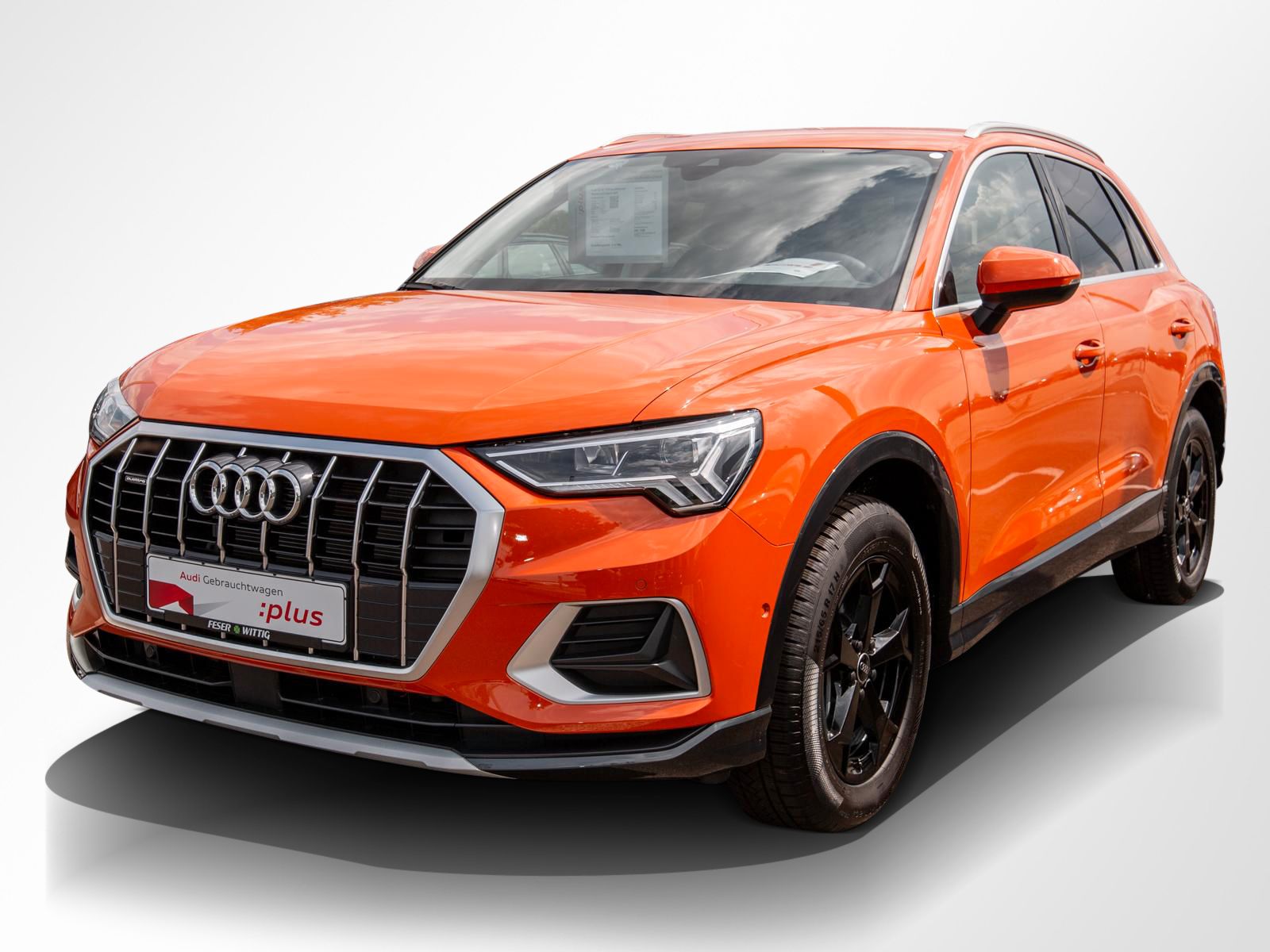 Audi Q3 40 TFSI quattro advanced - Samsaru's Car Outlet
