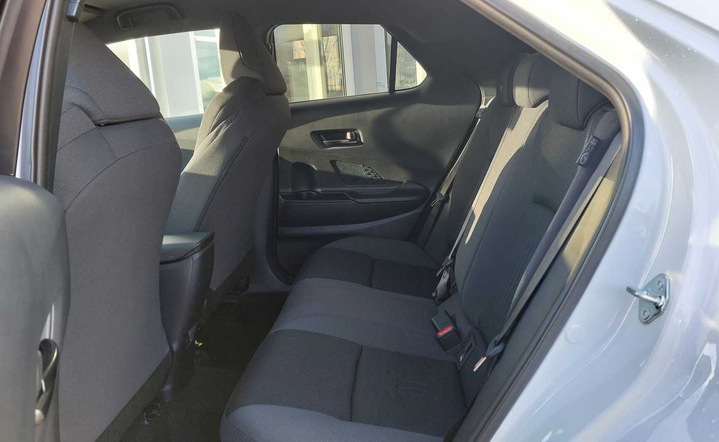 Toyota C-HR 1.8 Hybrid - Samsaru's Car Outlet