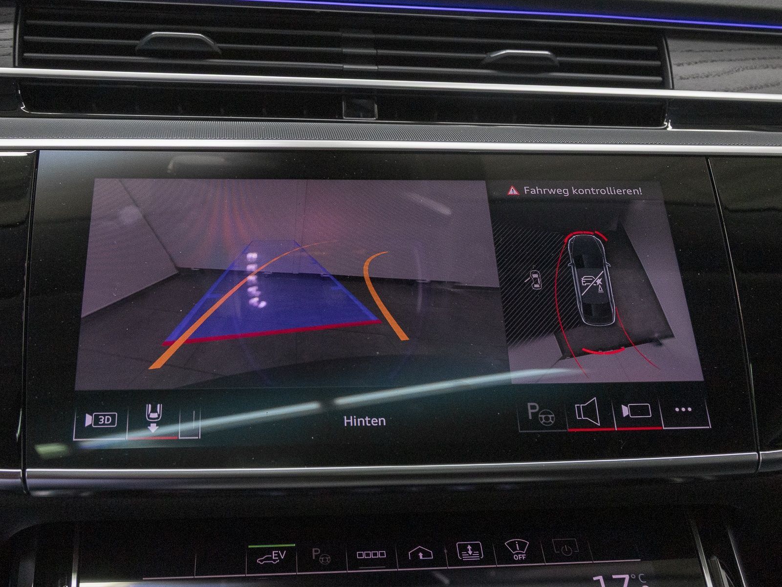 Audi A8 Lang 60 TFSIe Q - Samsaru's Car Outlet