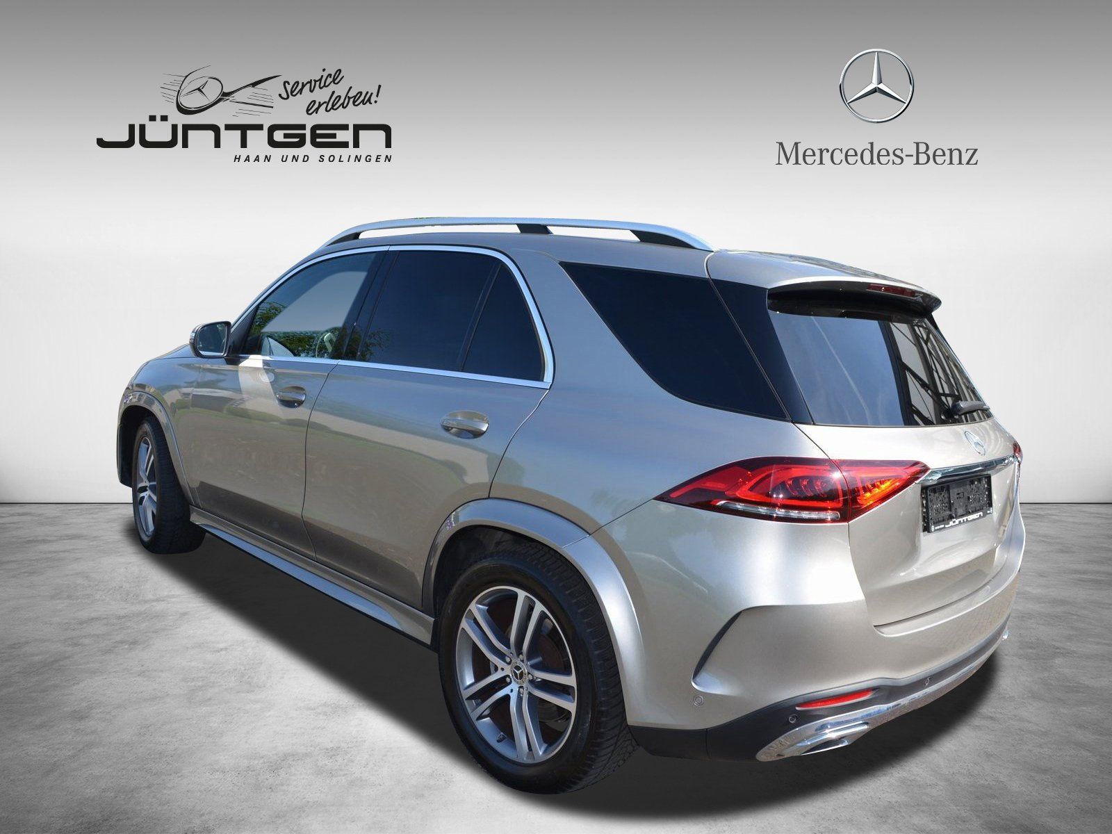 Mercedes-Benz d 4M AMG MULTIBEAM 360° AHK PANO BURMESTER AIRMA