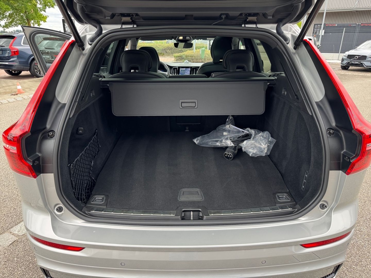Volvo XC60 Ultimate Dark T8 AWD Bowers&Wilkins Luftfah