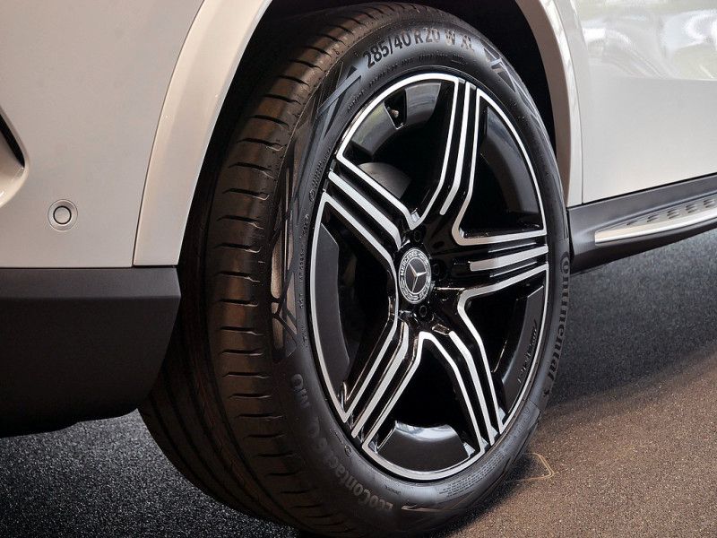 Mercedes-Benz GLC 200 d 4M AMG NIGHT MEMO 360 AHK DISTR KAMERA