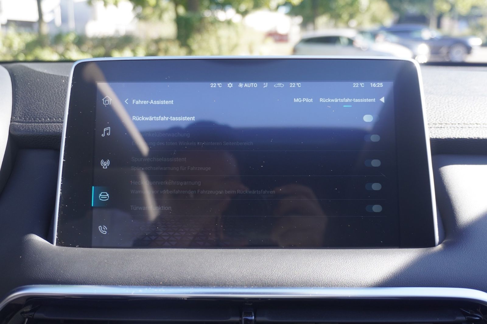 MG HS 1.5 T-GDI Luxury Aut. LED Navi Pano 360°