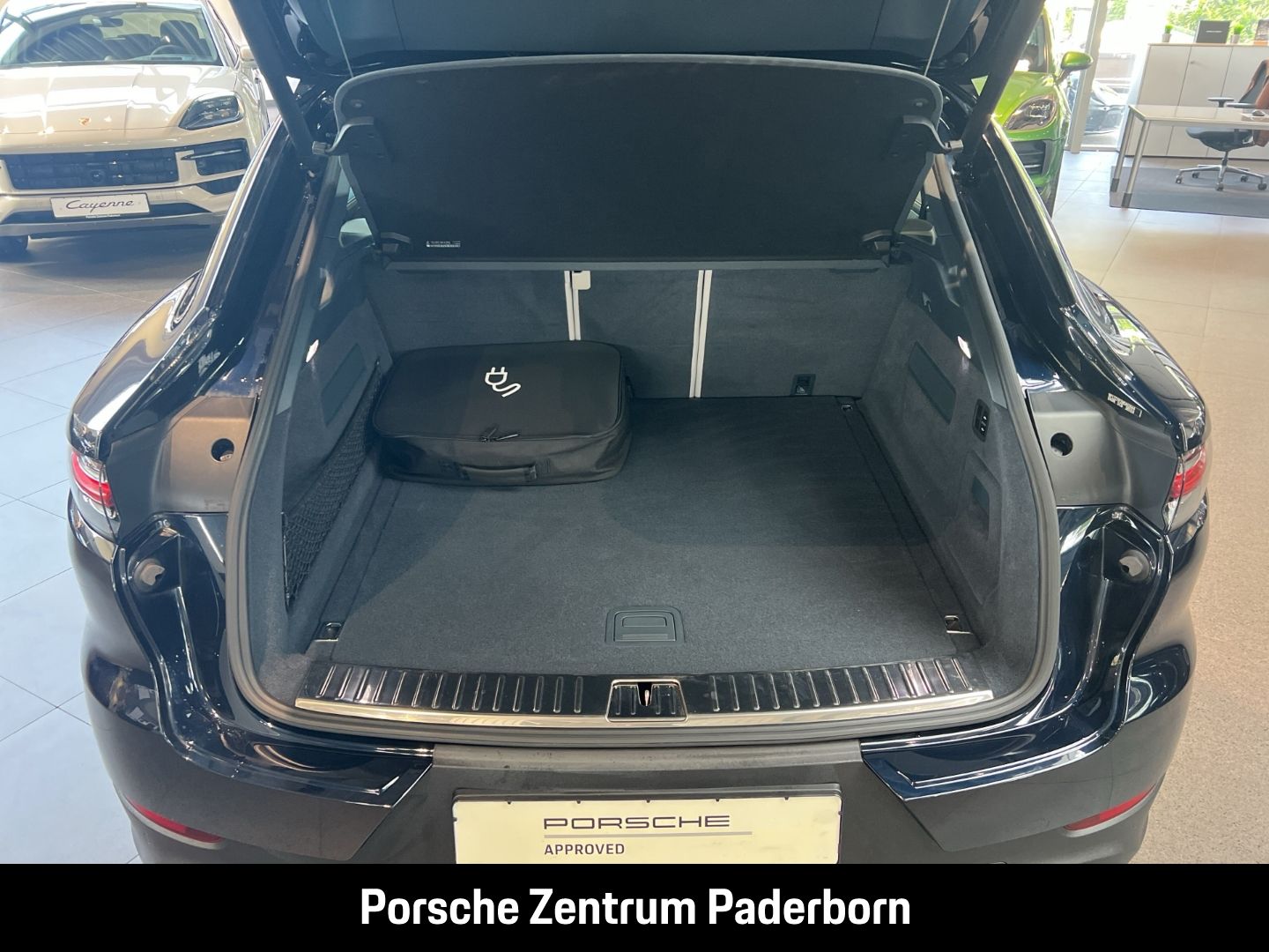 Porsche Cayenne E-Hybrid Coupe Surround-View LED-Matrix
