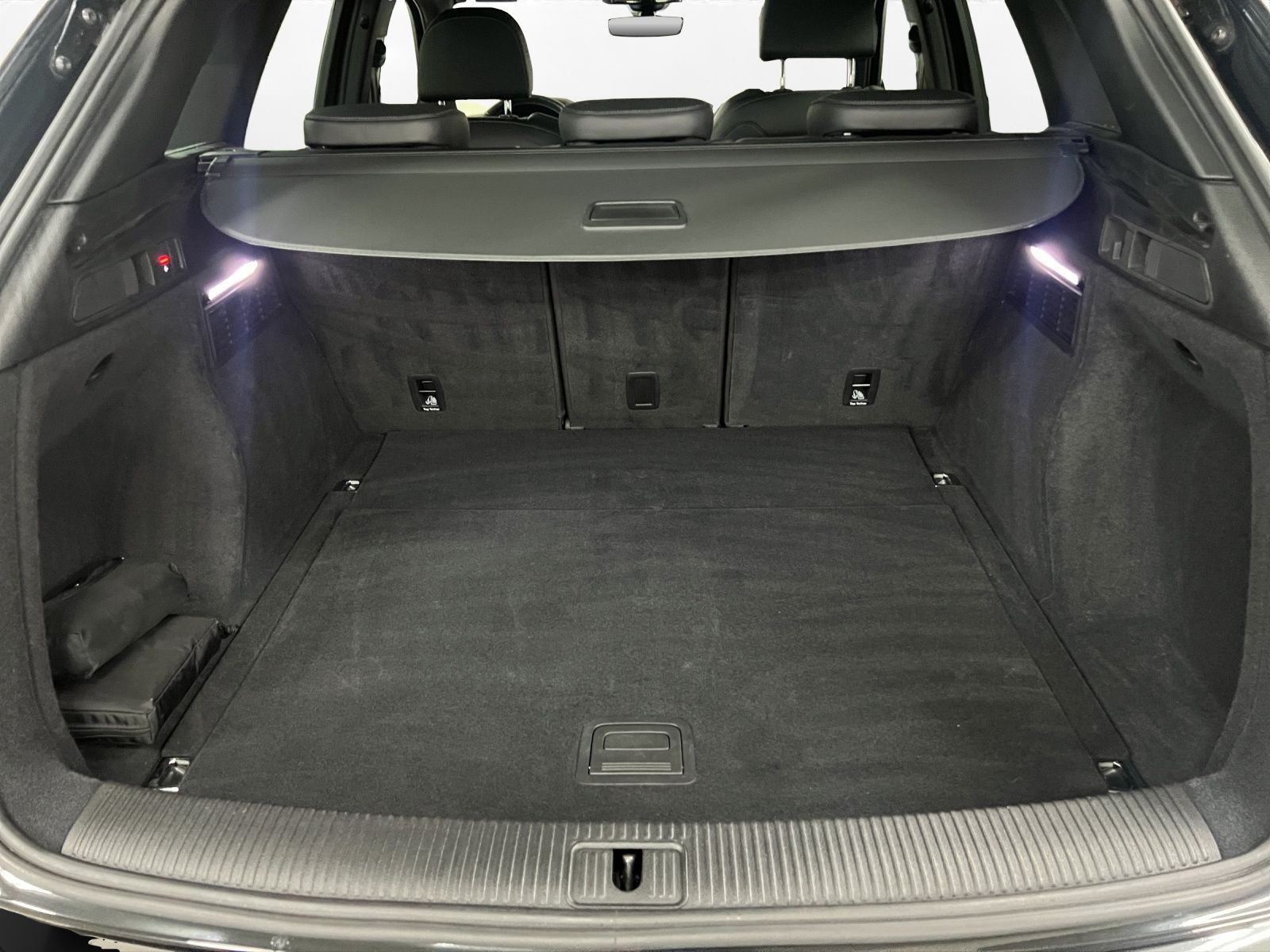 Audi Q5 40 TDI qu. S line AHK Pano Matrix LM 20" ACC