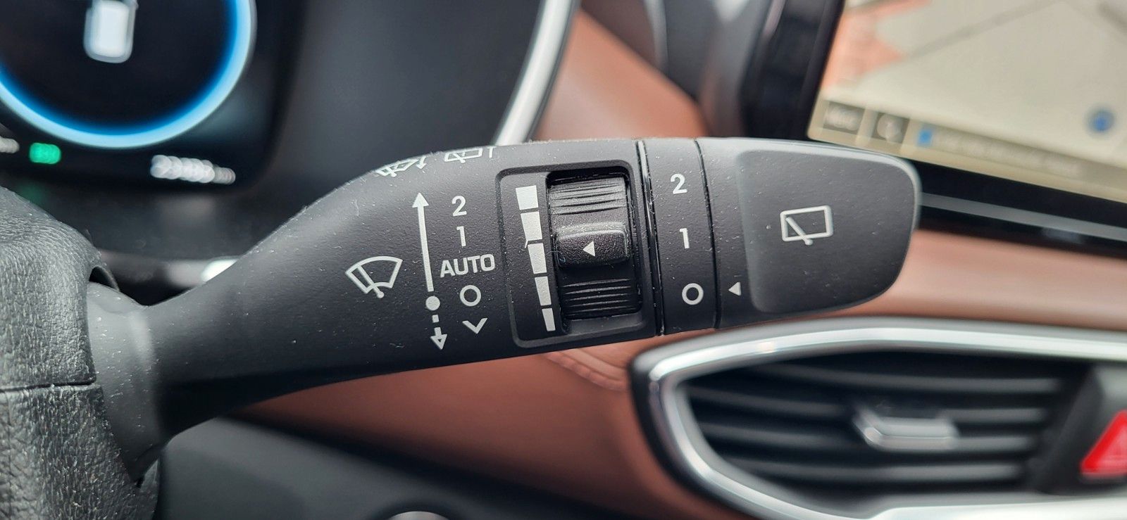 Hyundai Santa Fe 2.2 CRDi Signature 4WD - Samsaru's Car Outlet